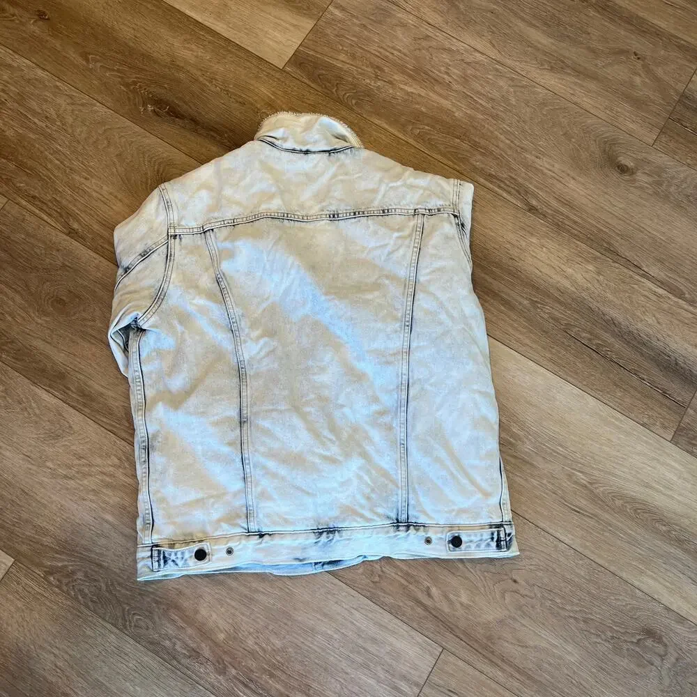 Levi's Light Blue Denim Jacket with Sherpa Collar
